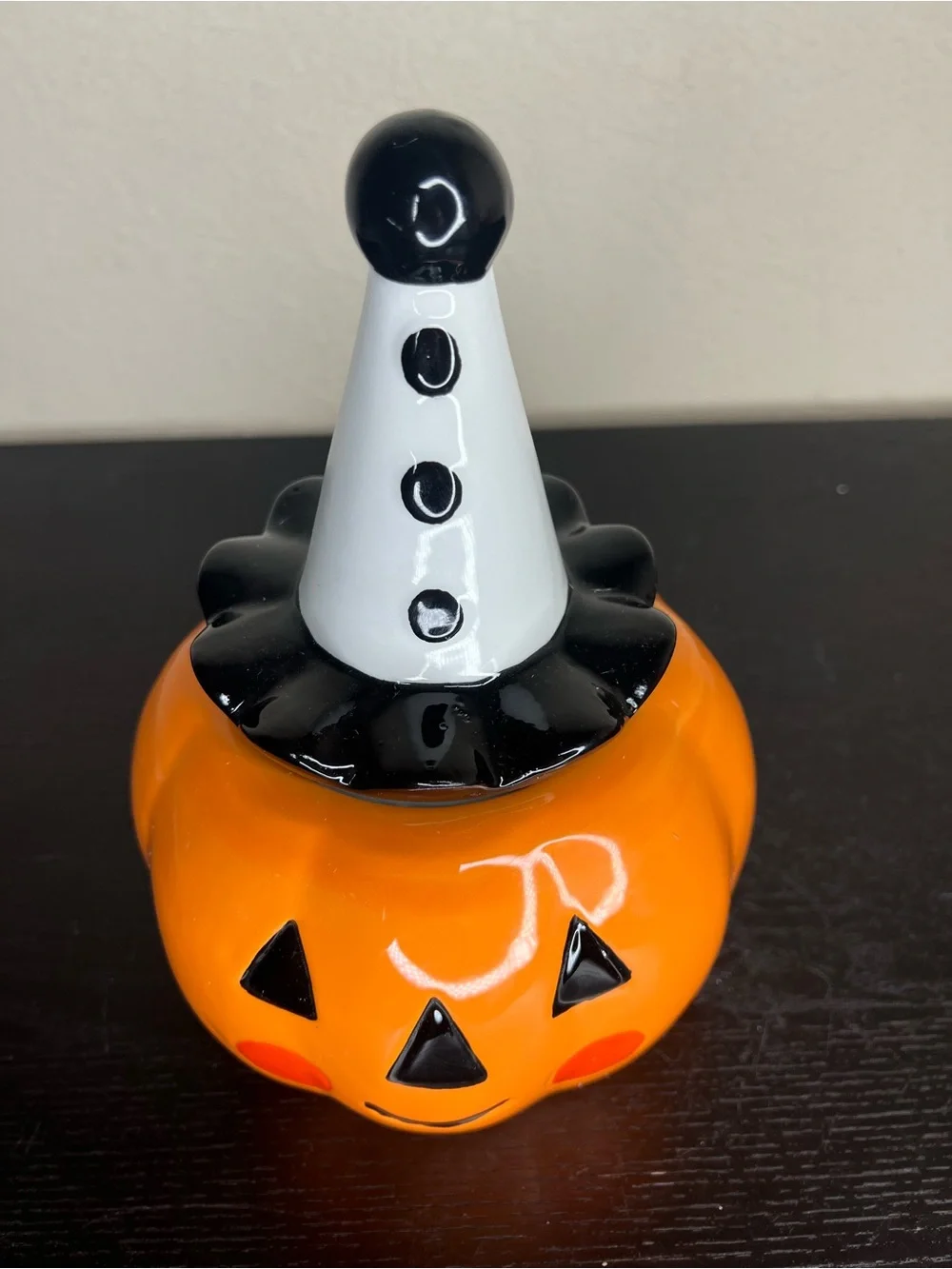 NEW Jack O’ Lantern Lane Halloween Pumpkin Jar with Clown Hat Lid
